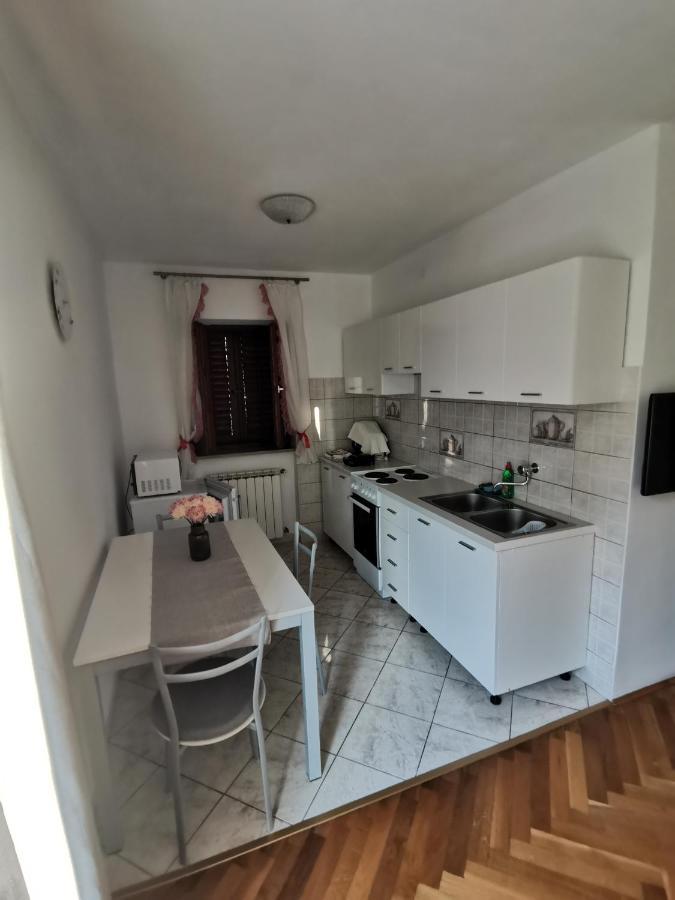 Maria Mare Appartement Rovinj Buitenkant foto