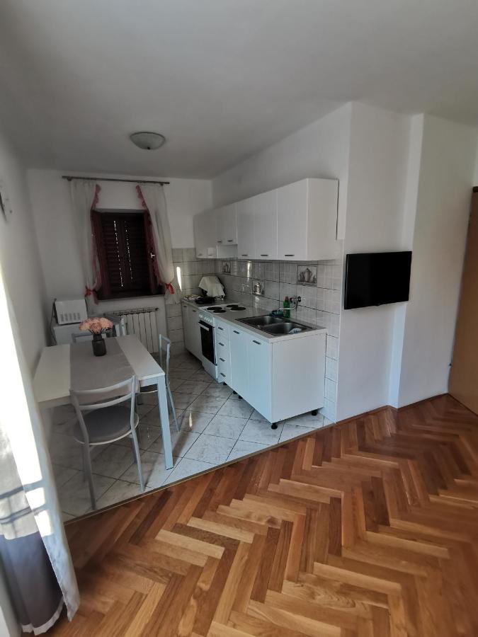 Maria Mare Appartement Rovinj Buitenkant foto