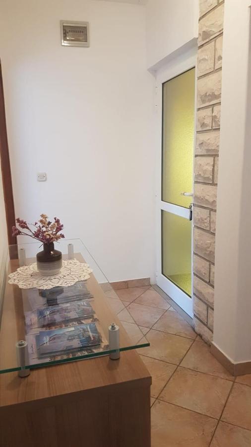 Maria Mare Appartement Rovinj Buitenkant foto