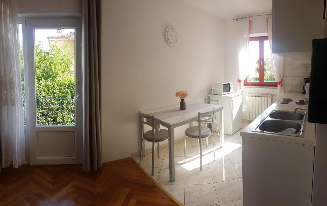 Maria Mare Appartement Rovinj Buitenkant foto
