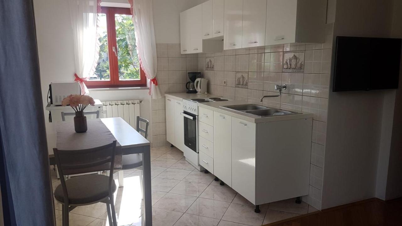Maria Mare Appartement Rovinj Buitenkant foto