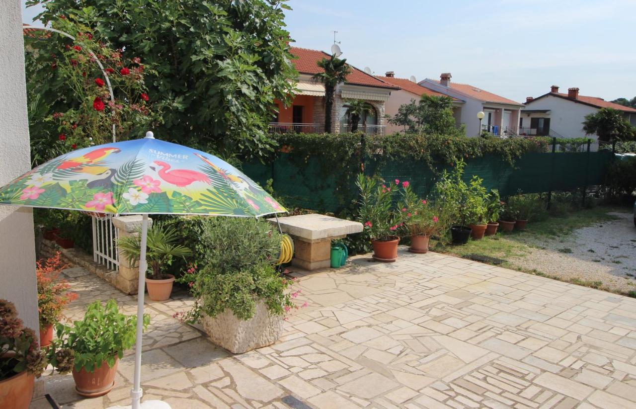 Maria Mare Appartement Rovinj Buitenkant foto