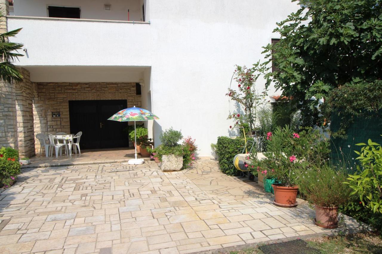 Maria Mare Appartement Rovinj Buitenkant foto